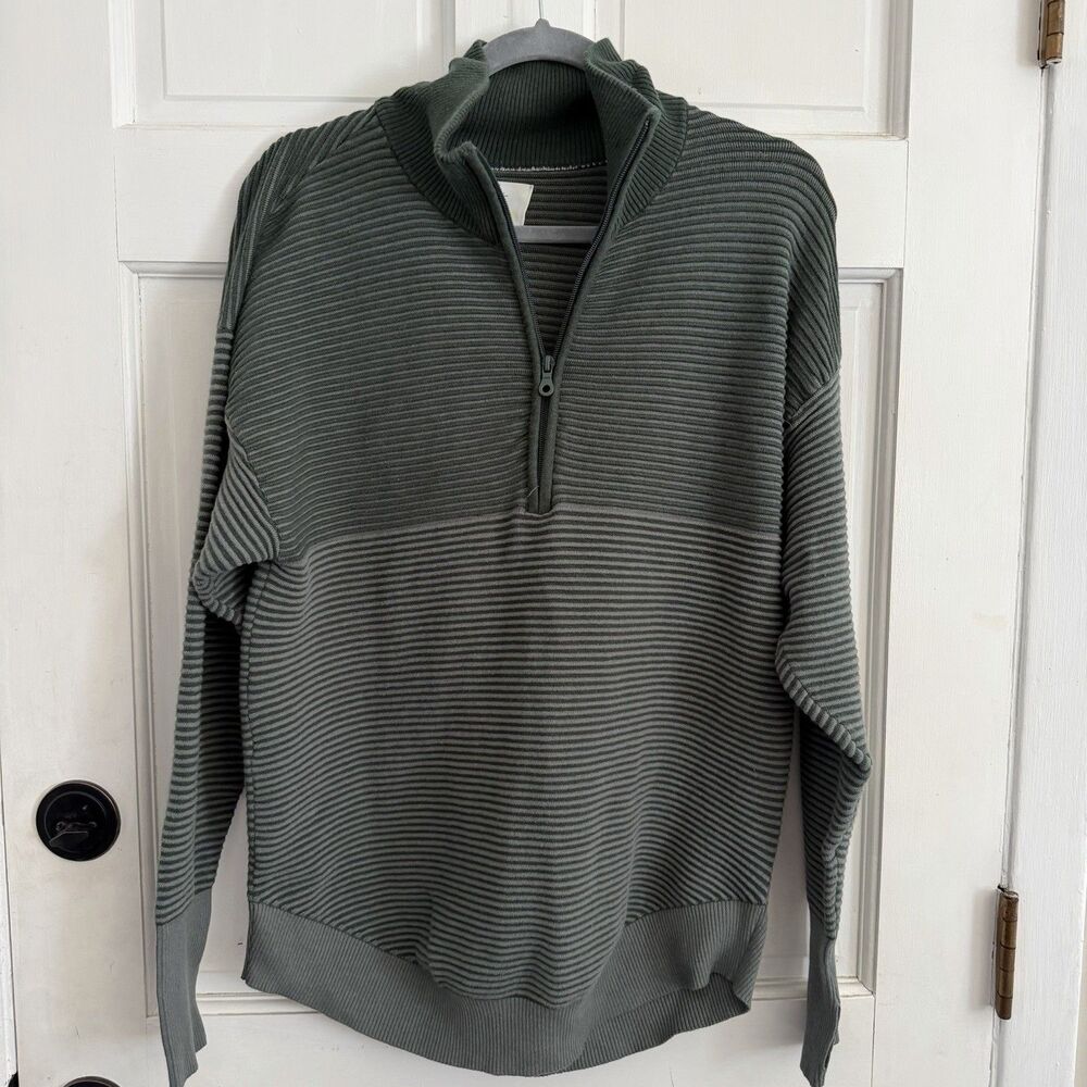 Offline by Aerie 1/4 Zip Knit Sweater Medium Green Striped Ribbed Preppy Coastal